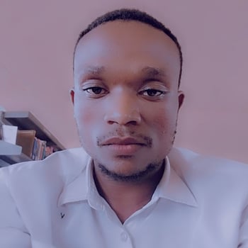 Hire vincent o. - Virtual Assistant/ Social media manager 