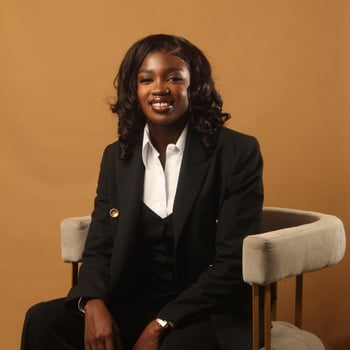 Hire Nelly T. - Executive VA