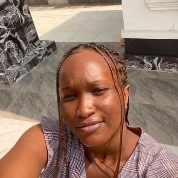 Hire Ugwunali V. - Administrative virtual assistant 