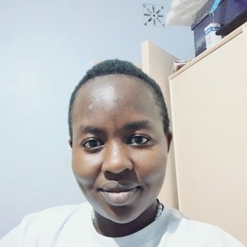 Hire Vivian W. - Customer Support