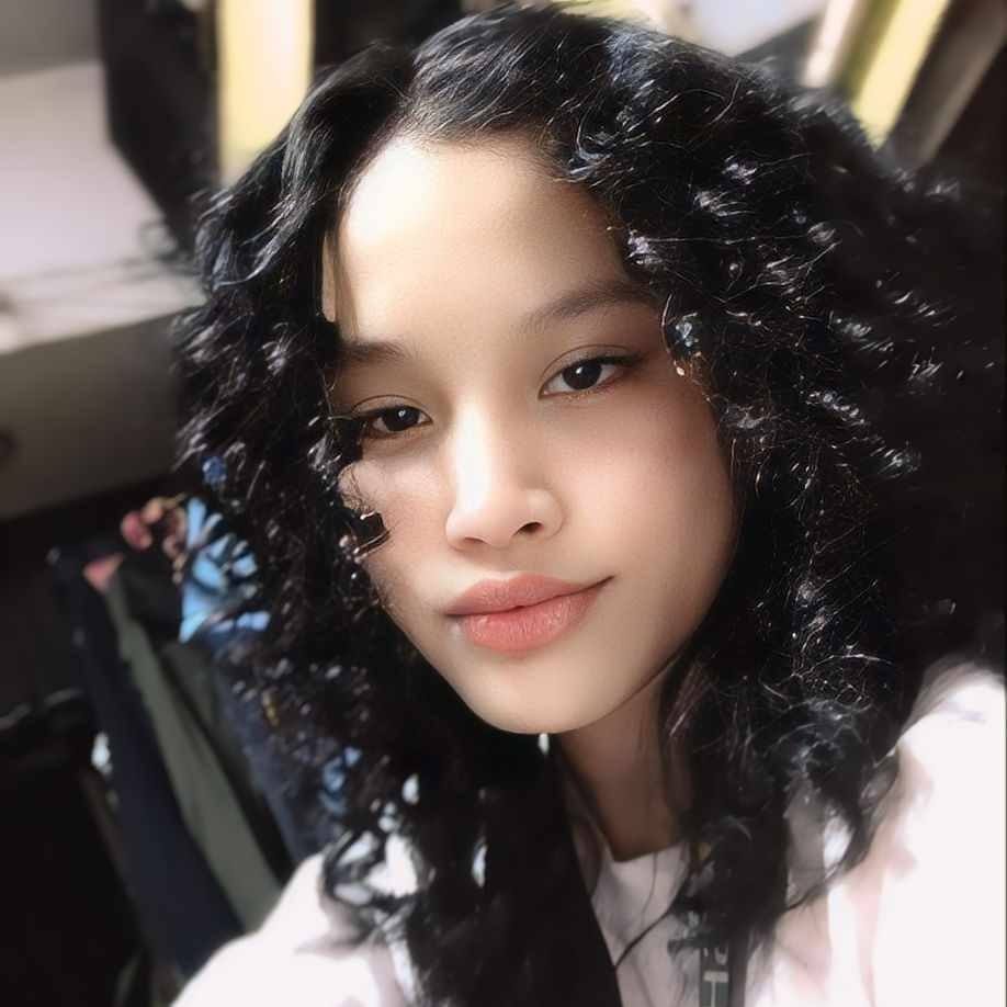 Angel J.