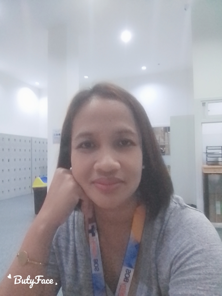 Lorezel R.